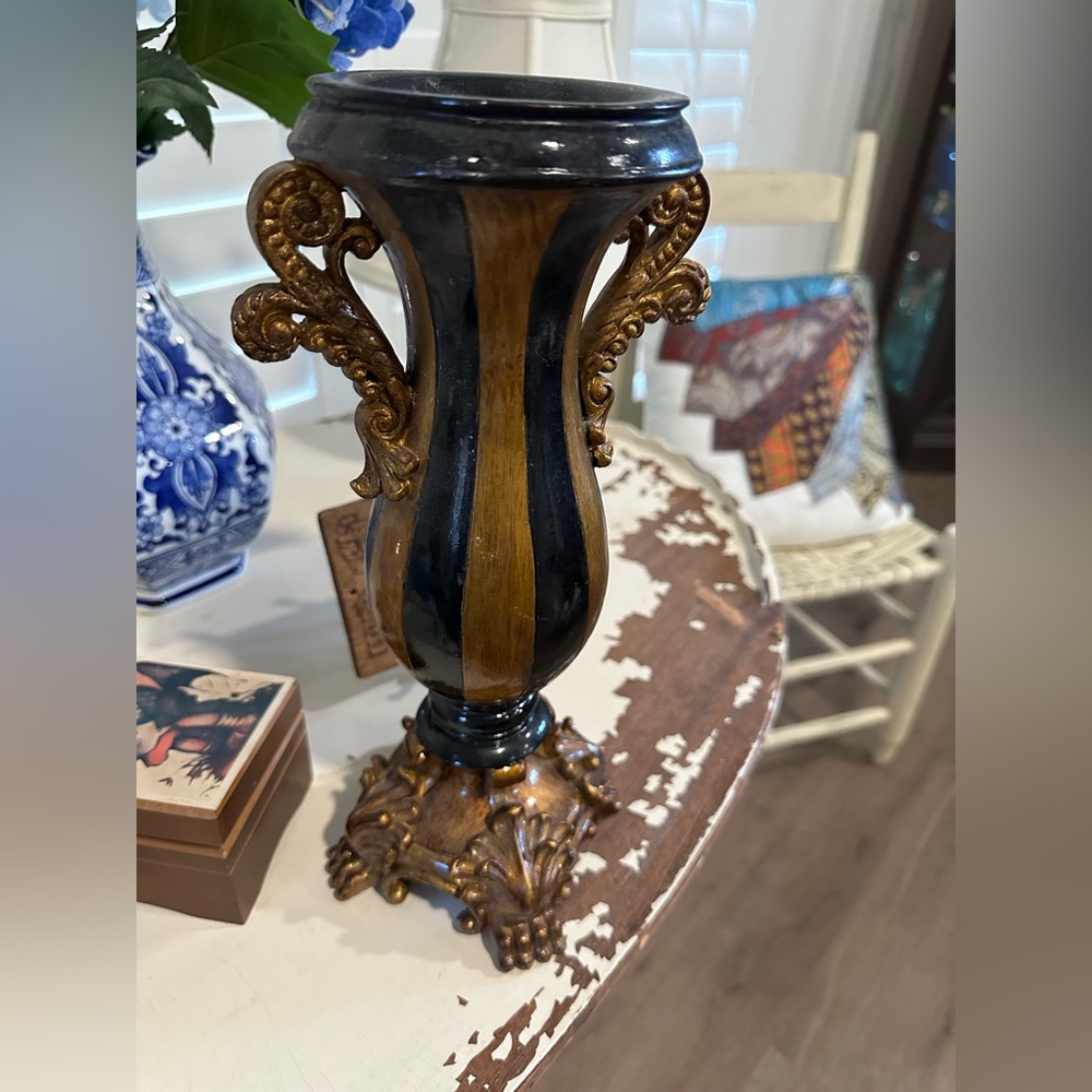 Elegant Black and Gold Vase